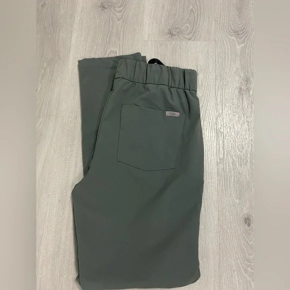 Womens Figs scrub pants - Picture 4 of 4
